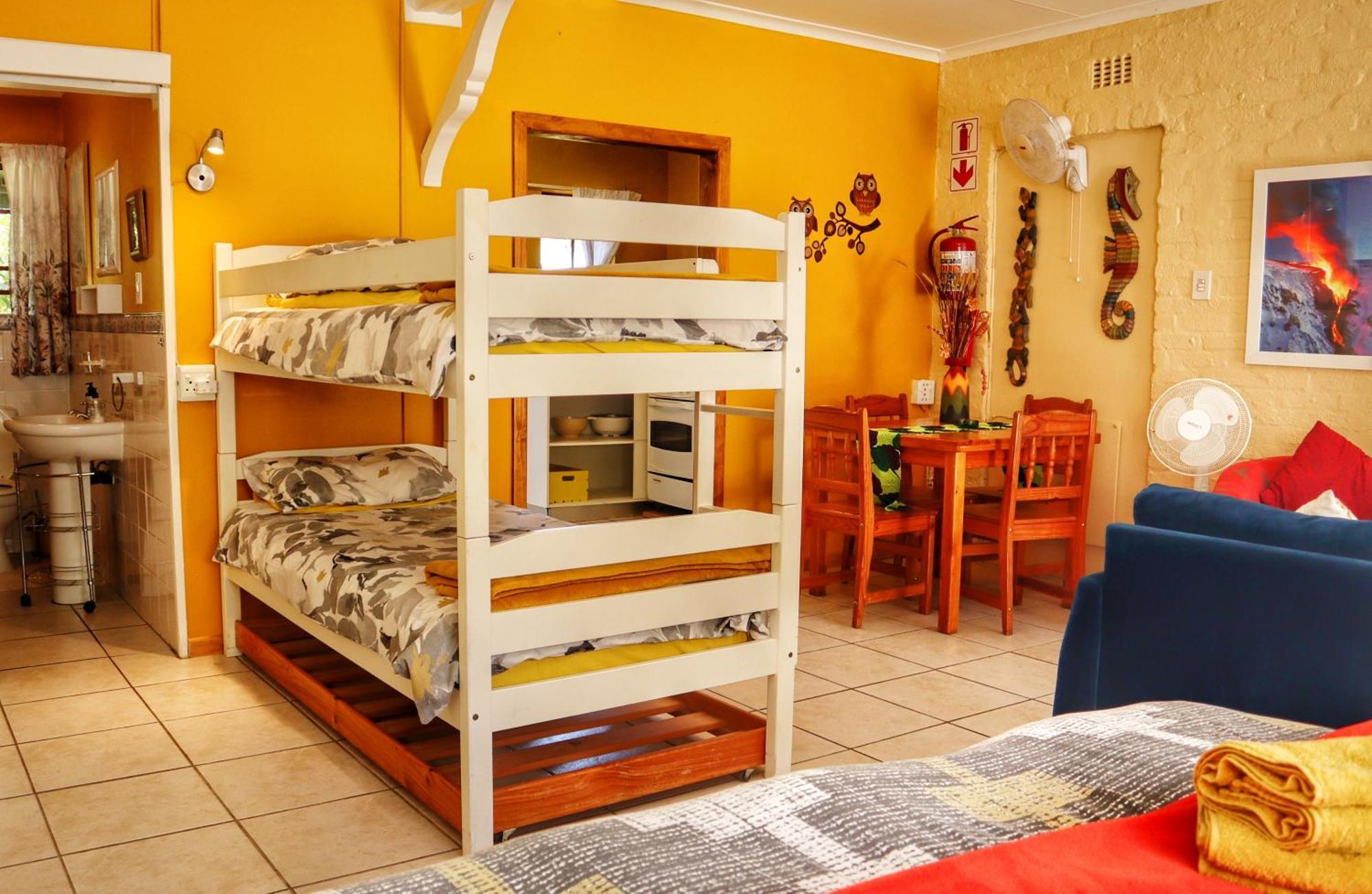 Footprints Of Knysna Apartment Bagian luar foto