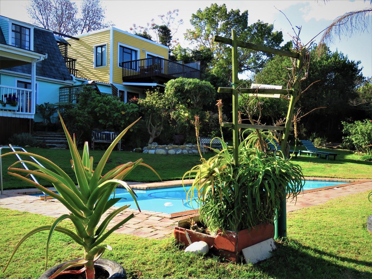 Footprints Of Knysna Apartment Bagian luar foto