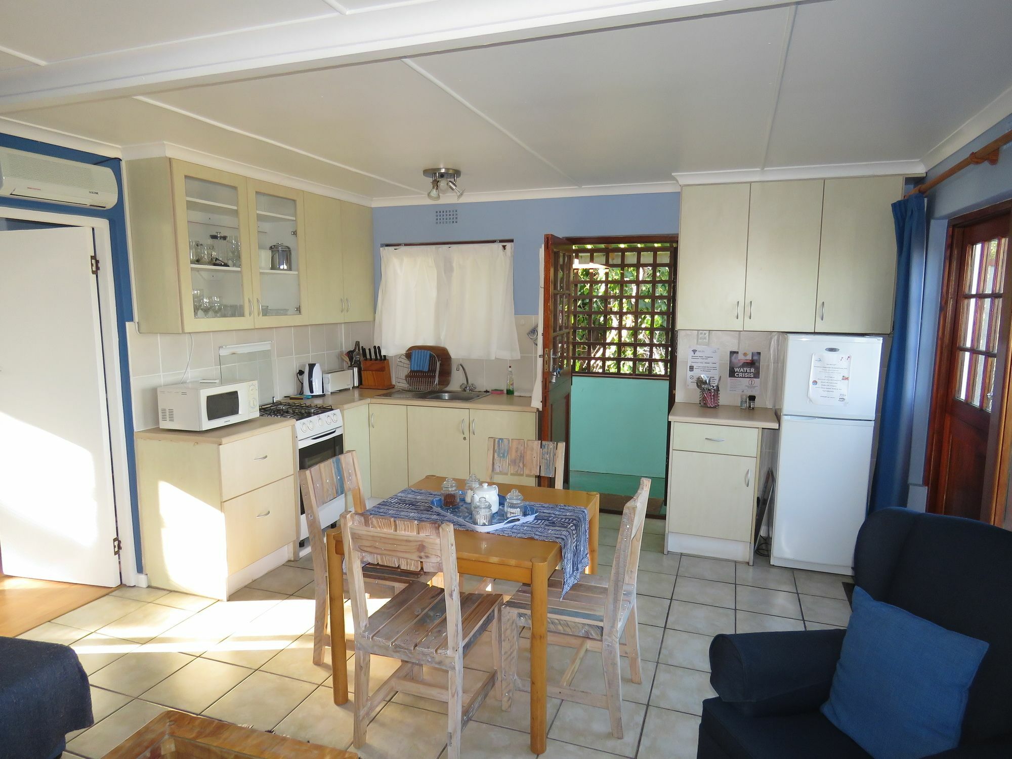 Footprints Of Knysna Apartment Bagian luar foto