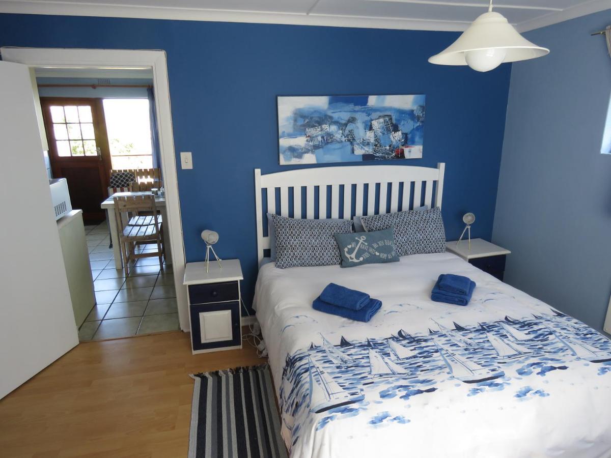 Footprints Of Knysna Apartment Bagian luar foto